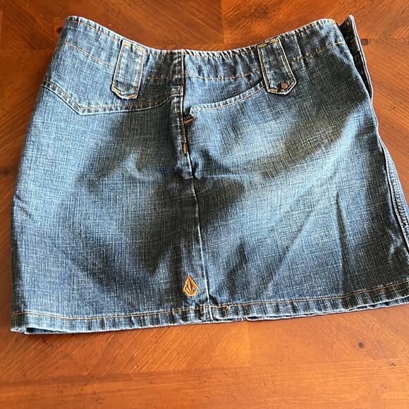 Volcom Juniors Size 3 Blue Denim Mini Jean Skirt Y2K - Picture 7 of 7